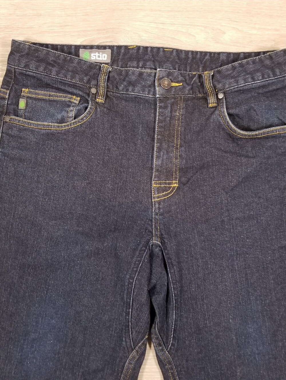 Stio Mens Rivet Jeans Dark Wash Organic Cotton Stretch Denim Pants 35L 35x34 - Picture 2 of 9